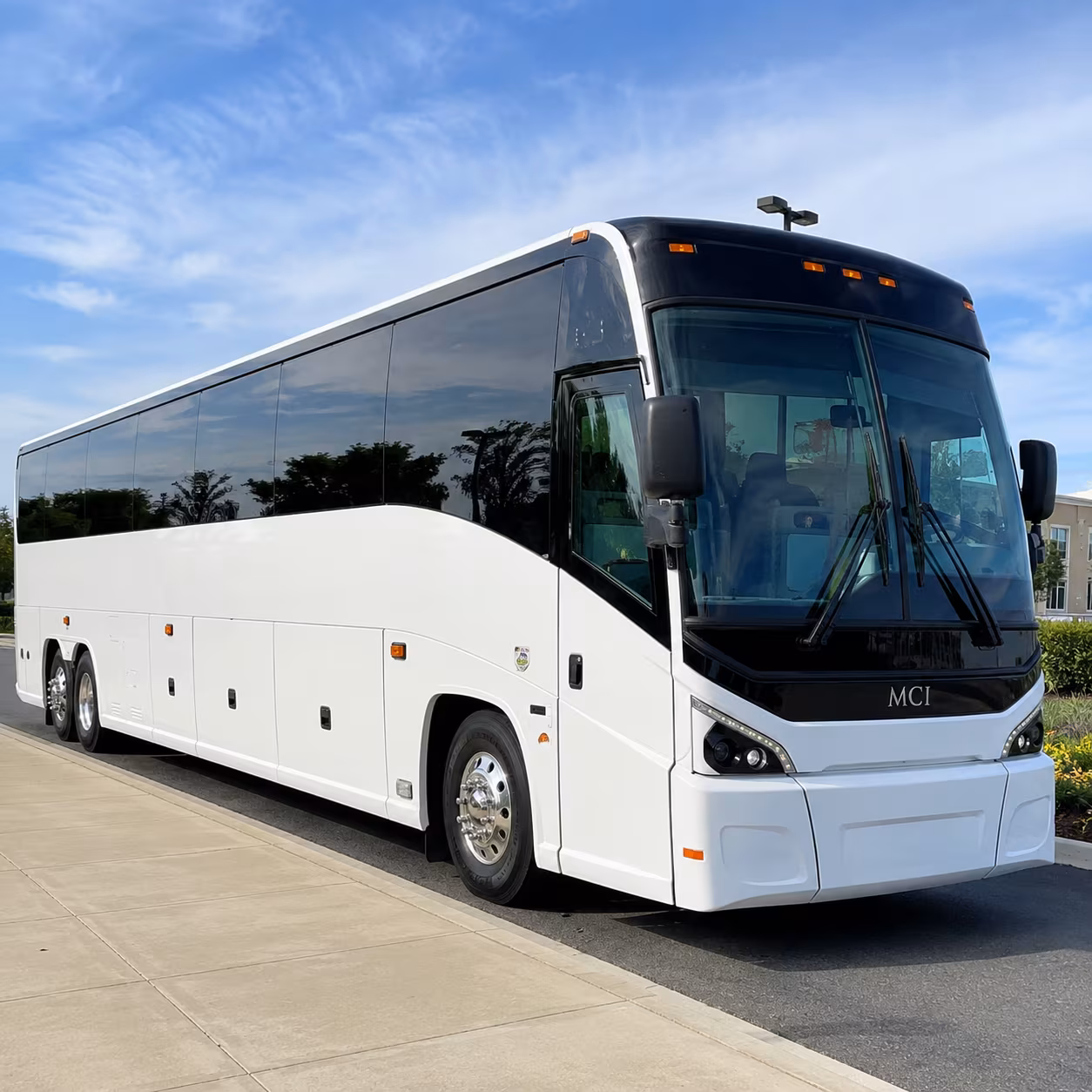 buses for ak chin pavilion concerts from tempe and the east valley