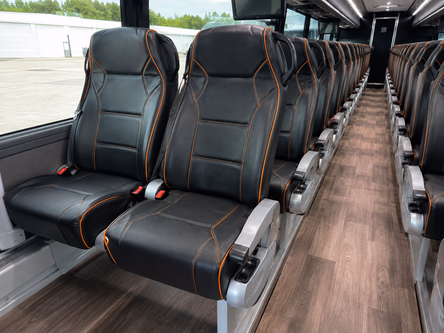 shuttle buses for wedding guests between tempe hotels and your venue