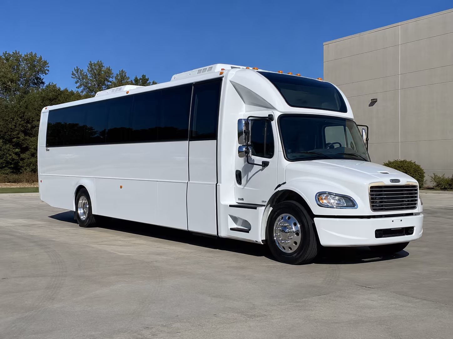 tempe 28 passenger party bus
